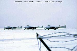 147-AERODROME-ET-BASE-1945-1962-31- (48) MECHERIA